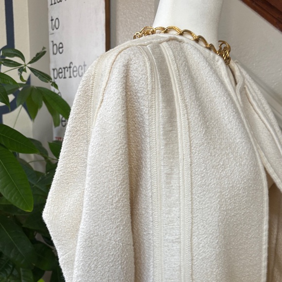 VINCE Elegant Open Cream Textured Jacket - Picture 12 of 16